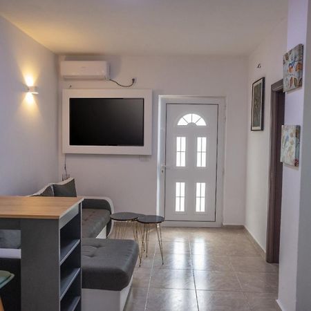 Montebello Inn Apartments Ούλτσιν Εξωτερικό φωτογραφία