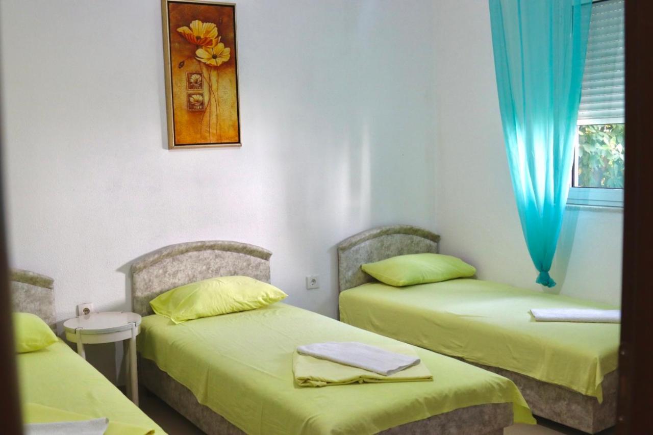 Montebello Inn Apartments Ούλτσιν Εξωτερικό φωτογραφία
