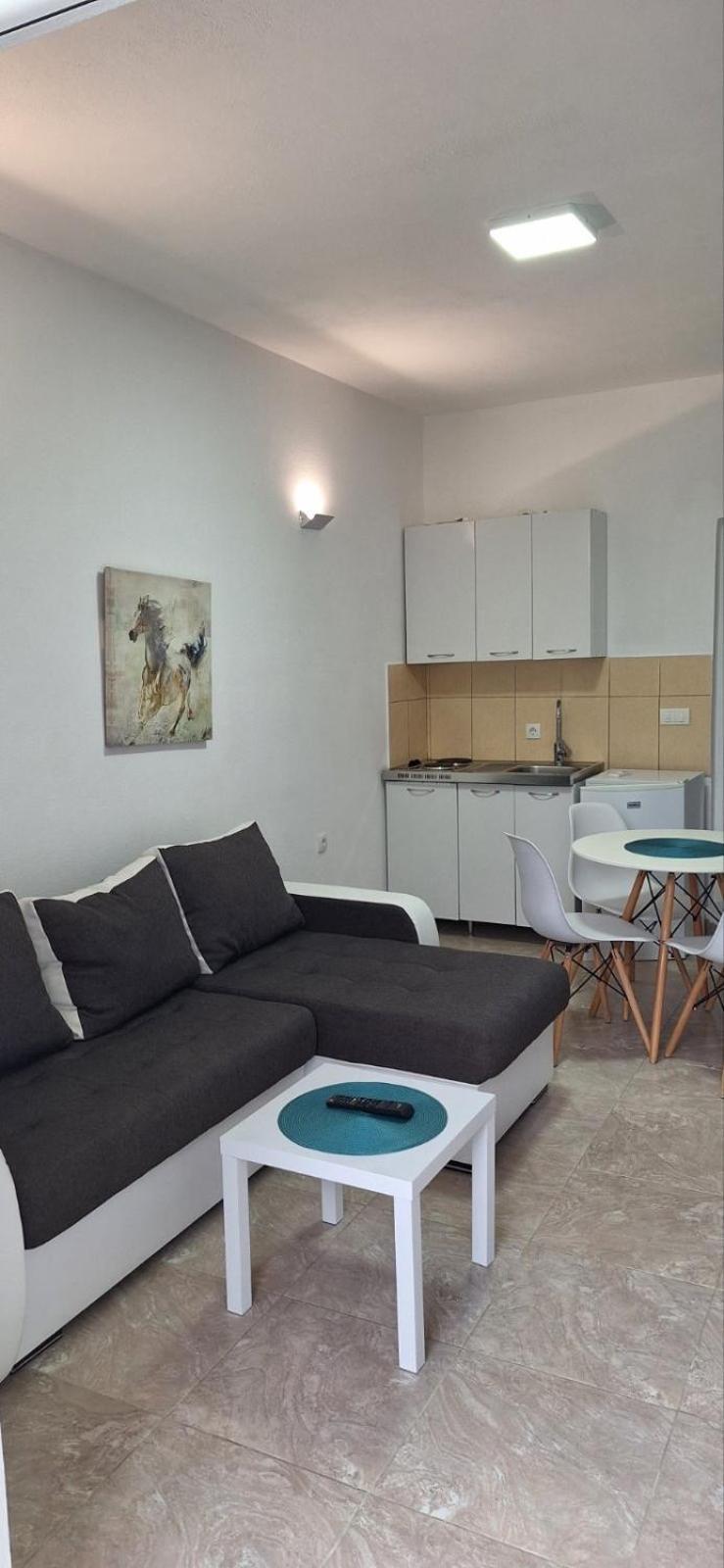 Montebello Inn Apartments Ούλτσιν Εξωτερικό φωτογραφία